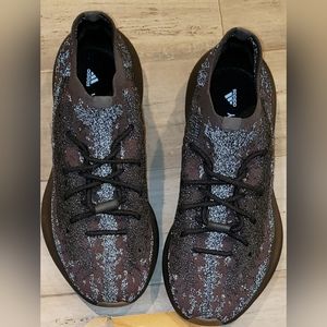 Preowned -Yeezy 380 ONXY  u.s. men size - 11